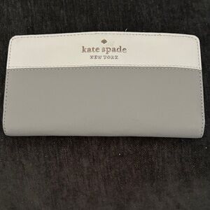 Kate Spade Two-Tone Wallet in Gray and White